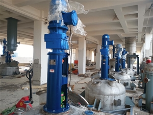 反應釜攪拌裝置現場